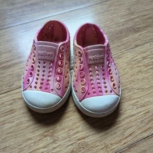 Pink marbled Native shoes 4c